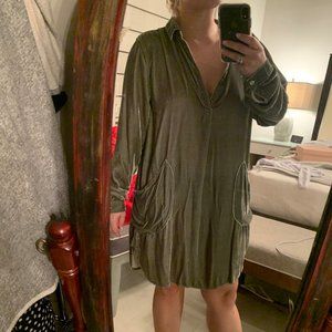 Light green velvet dress